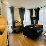 F2 Cosy Stade & Arena Paris